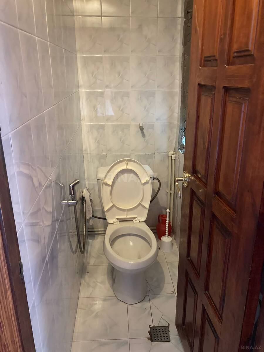 5 otaqlı Köhnə tikili, Bakıxanov q., Bakı