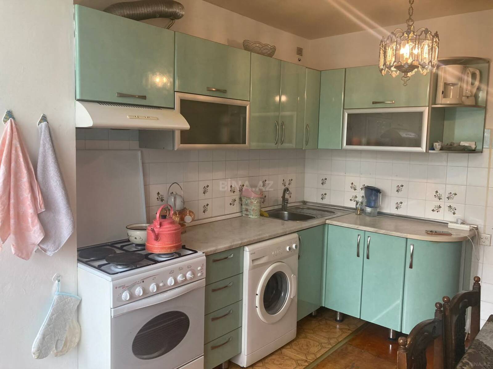 5 otaqlı Köhnə tikili, Bakıxanov q., Bakı