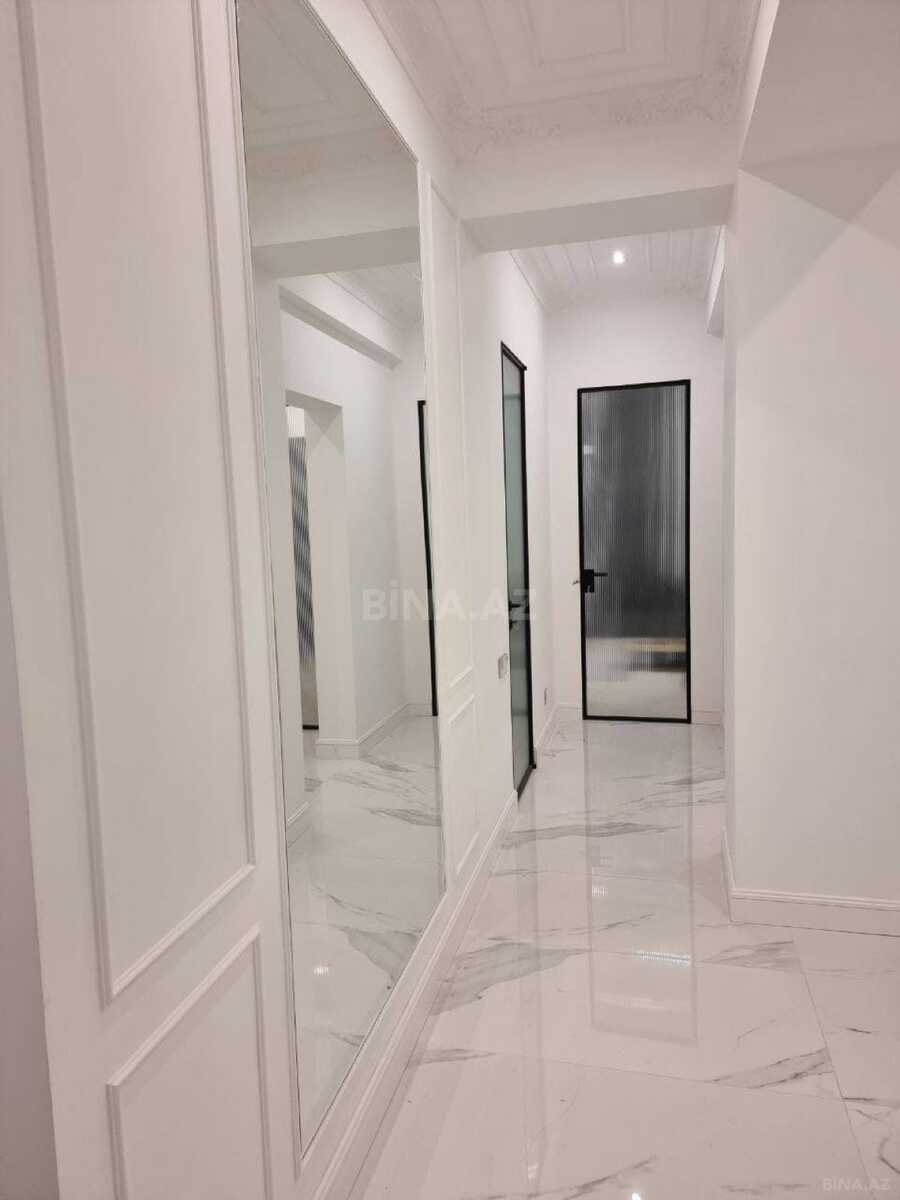 3 otaqlı Yeni tikili, Şah İsmayıl Xətai m., Bakı