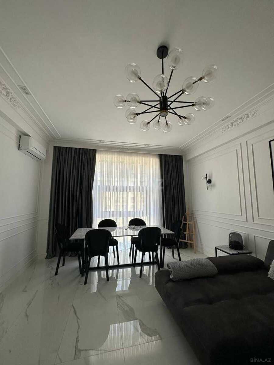 3 otaqlı Yeni tikili, Şah İsmayıl Xətai m., Bakı