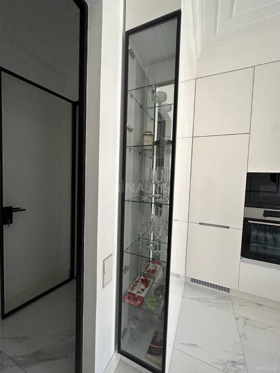 3 otaqlı Yeni tikili, Şah İsmayıl Xətai m., Bakı