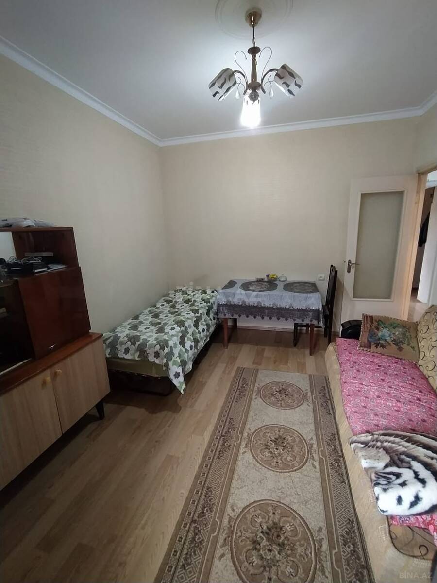 2 otaqlı Köhnə tikili, Xalqlar Dostluğu m., Bakı