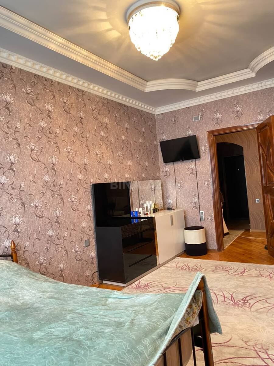 3 otaqlı Yeni tikili, Memar Əcəmi m., Bakı