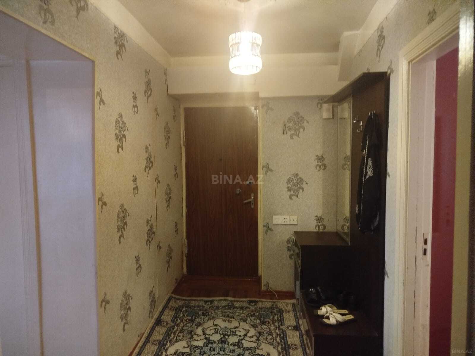 3 otaqlı Köhnə tikili, Elmlər Akademiyası m., Bakı