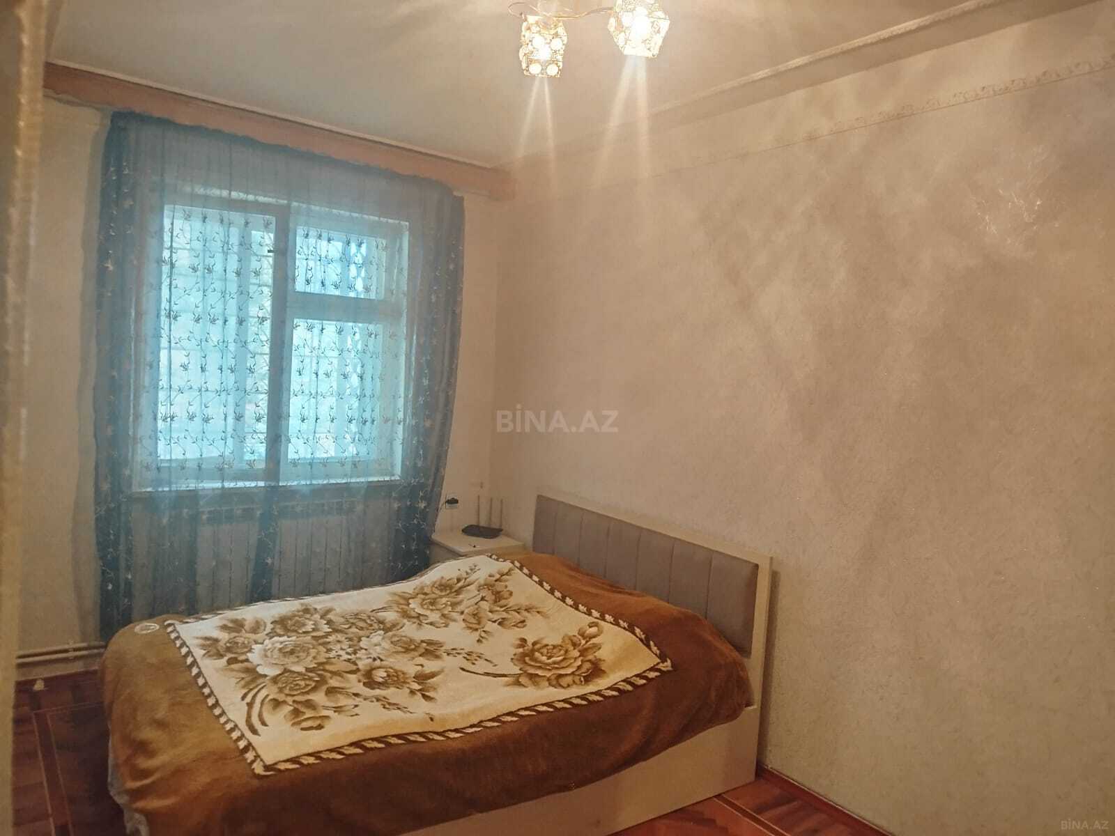 3 otaqlı Köhnə tikili, Elmlər Akademiyası m., Bakı