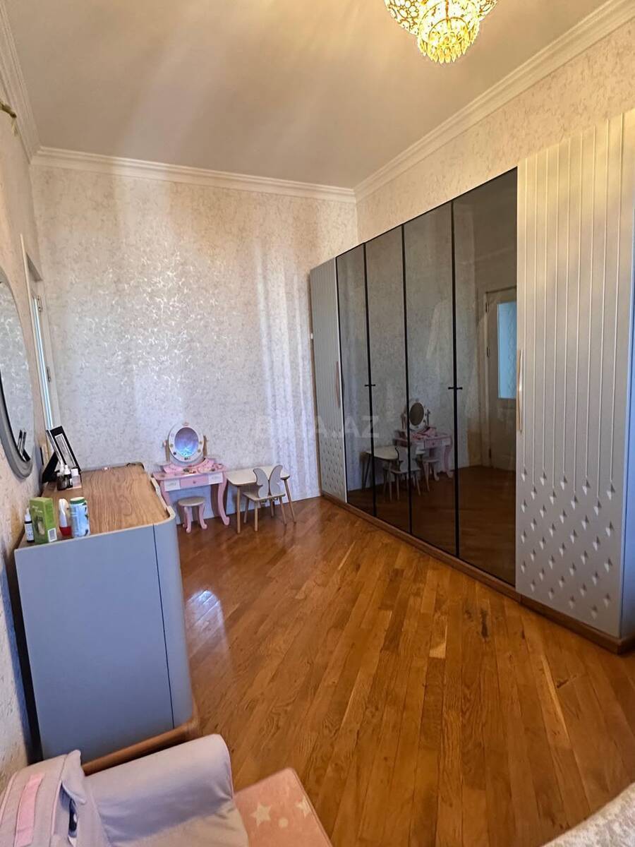 3 otaqlı Yeni tikili, Memar Əcəmi m., Bakı