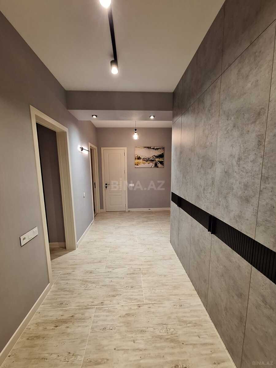 3 otaqlı Yeni tikili, Şah İsmayıl Xətai m., Bakı