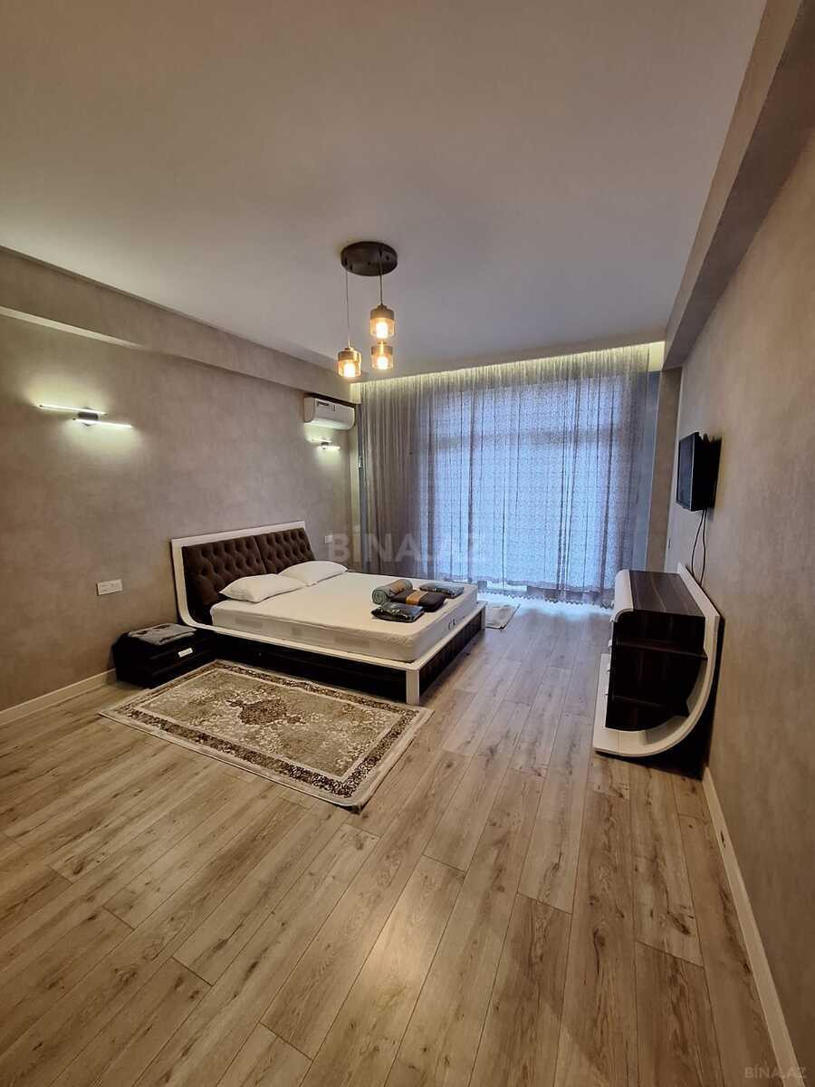3 otaqlı Yeni tikili, Şah İsmayıl Xətai m., Bakı
