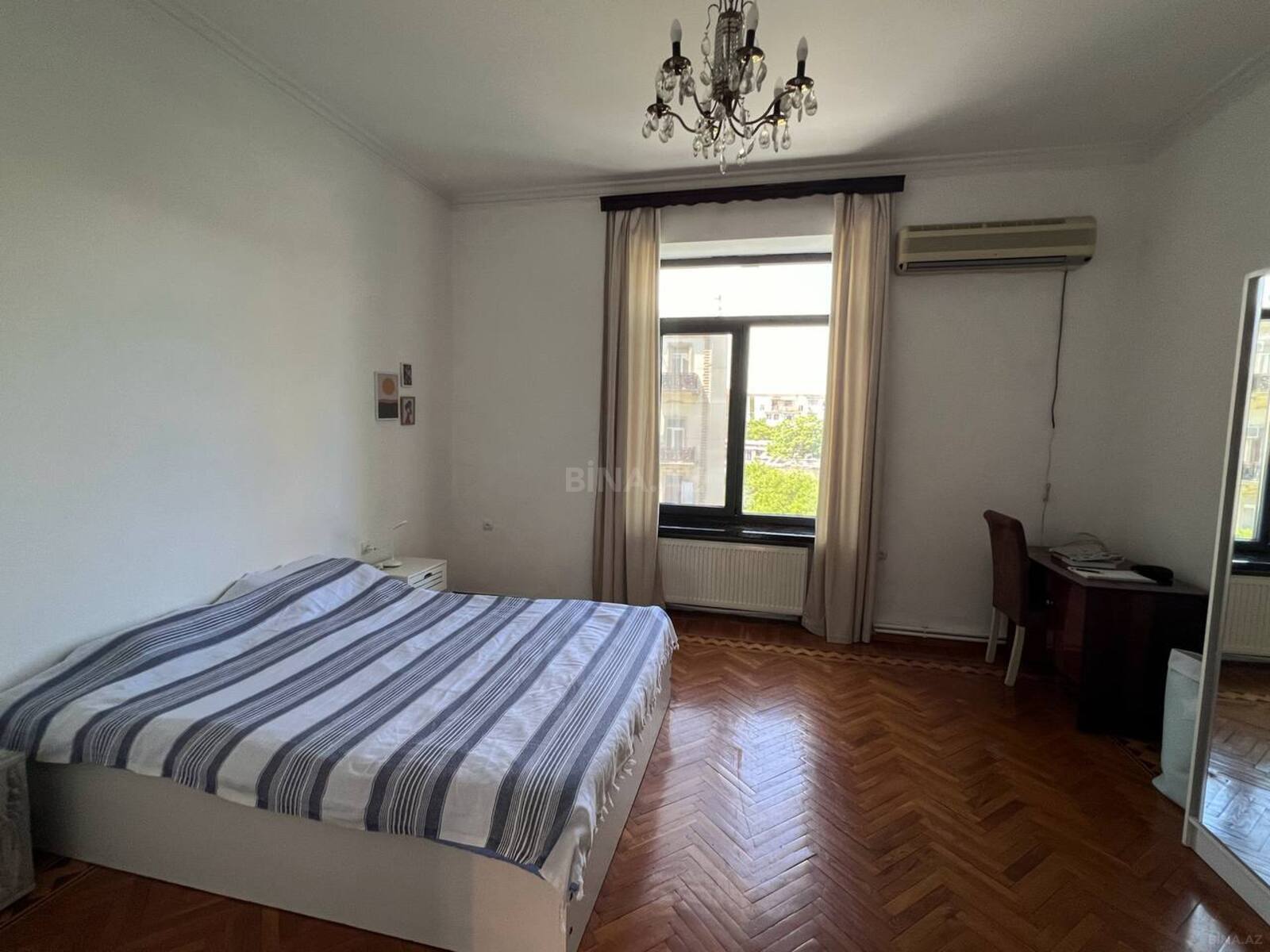 2 otaqlı Köhnə tikili, Sahil m., Bakı