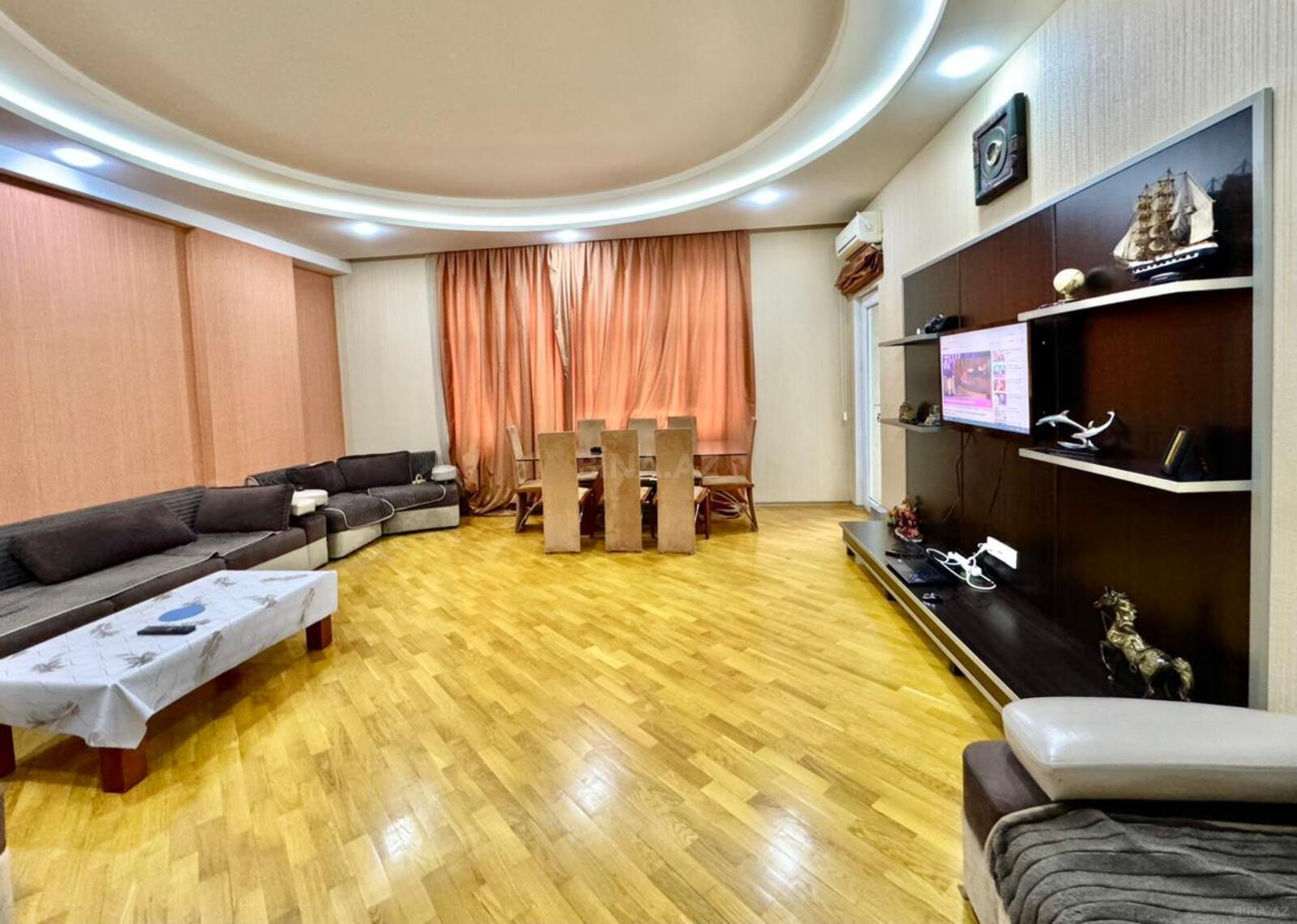 3 otaqlı Yeni tikili, 28 May m., Bakı
