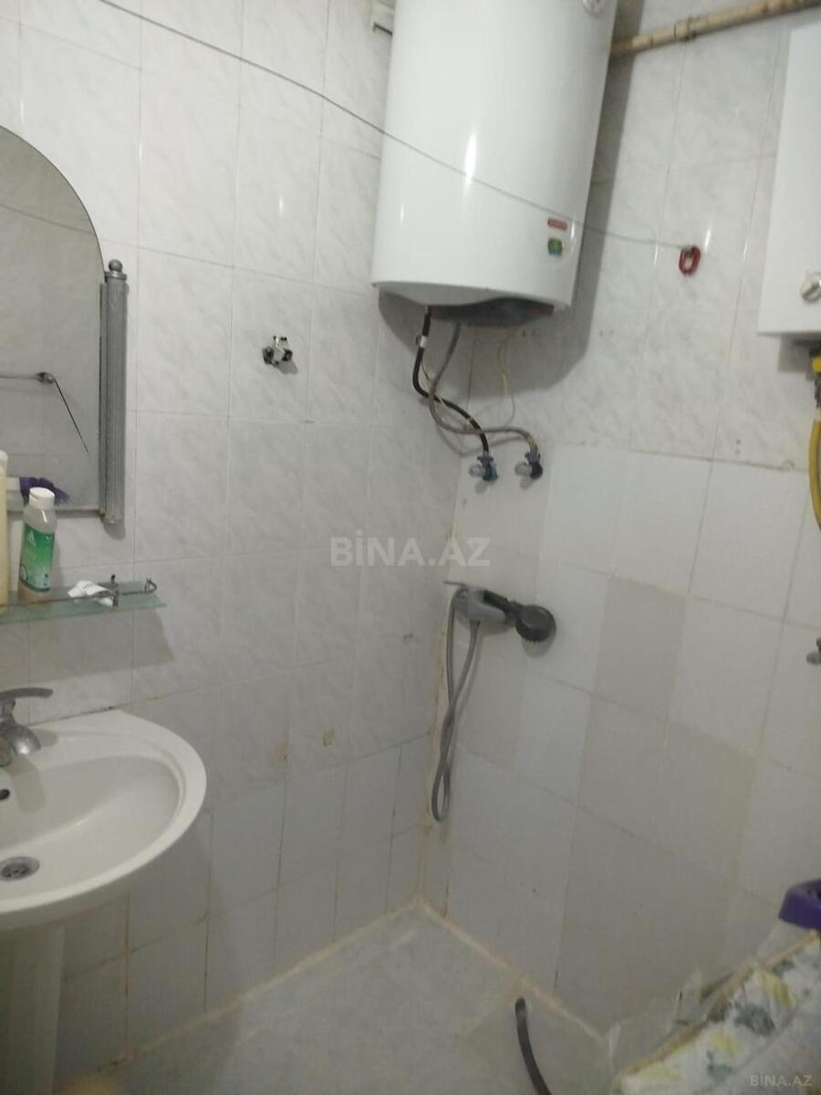 2 otaqlı Köhnə tikili, Elmlər Akademiyası m., Bakı