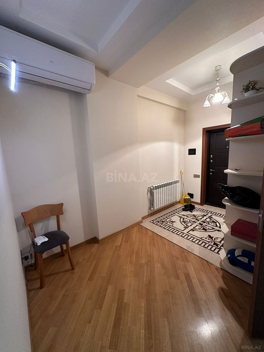 3 otaqlı Yeni tikili, 7-ci mikrorayon q., Bakı