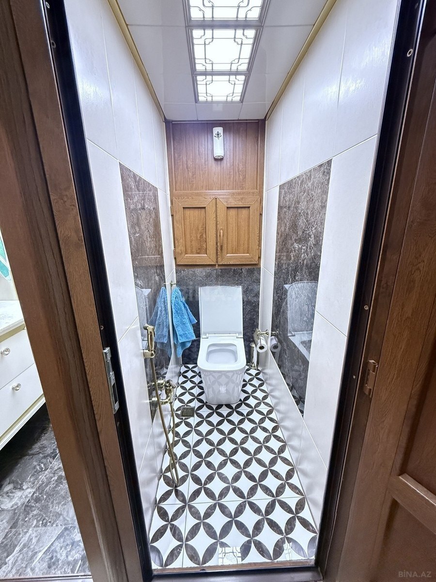 4 otaqlı Köhnə tikili, Azadlıq Prospekti m., Bakı