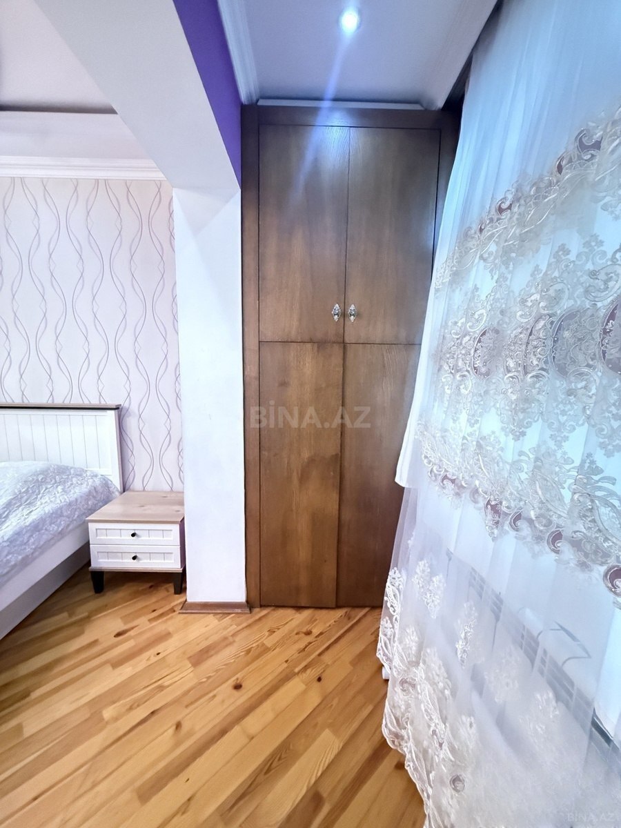 4 otaqlı Köhnə tikili, Azadlıq Prospekti m., Bakı