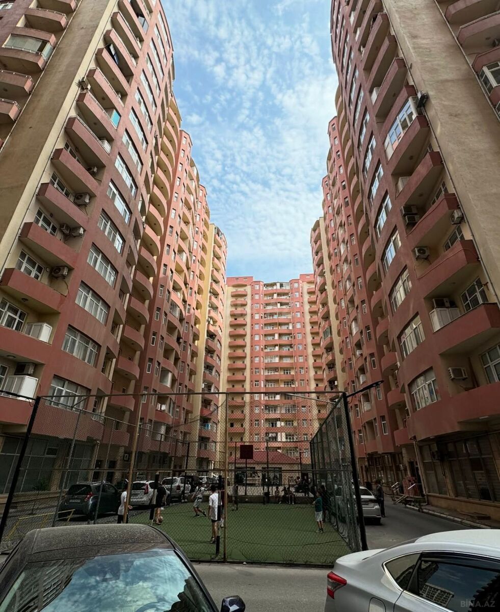 3 otaqlı Yeni tikili, Şah İsmayıl Xətai m., Bakı