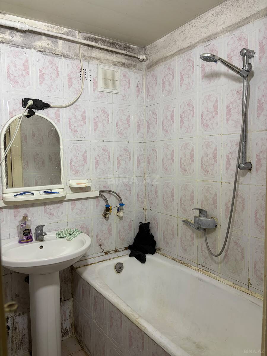 1 otaqlı Köhnə tikili, İnşaatçılar m., Bakı