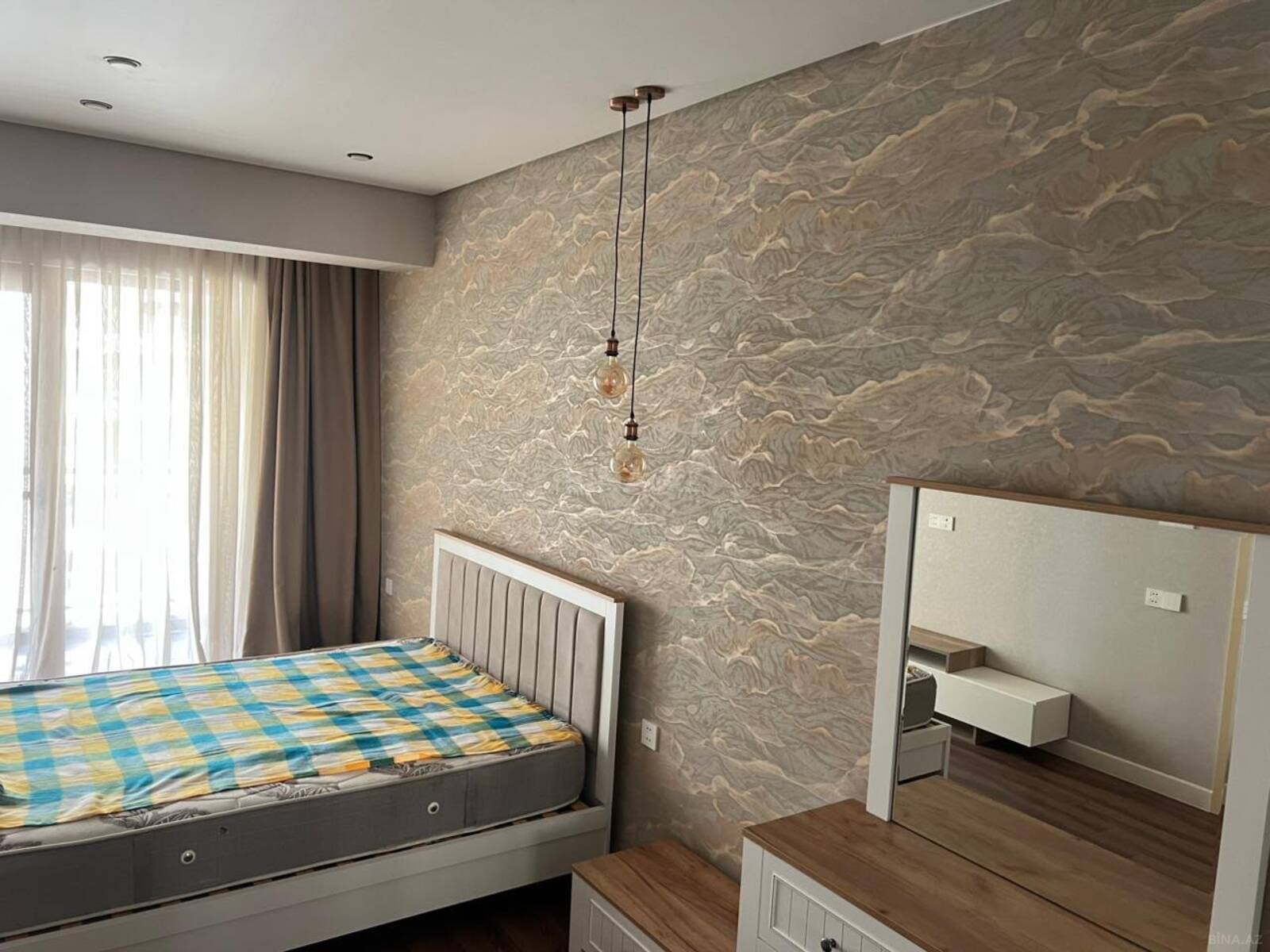 3 otaqlı Yeni tikili, Şah İsmayıl Xətai m., Bakı