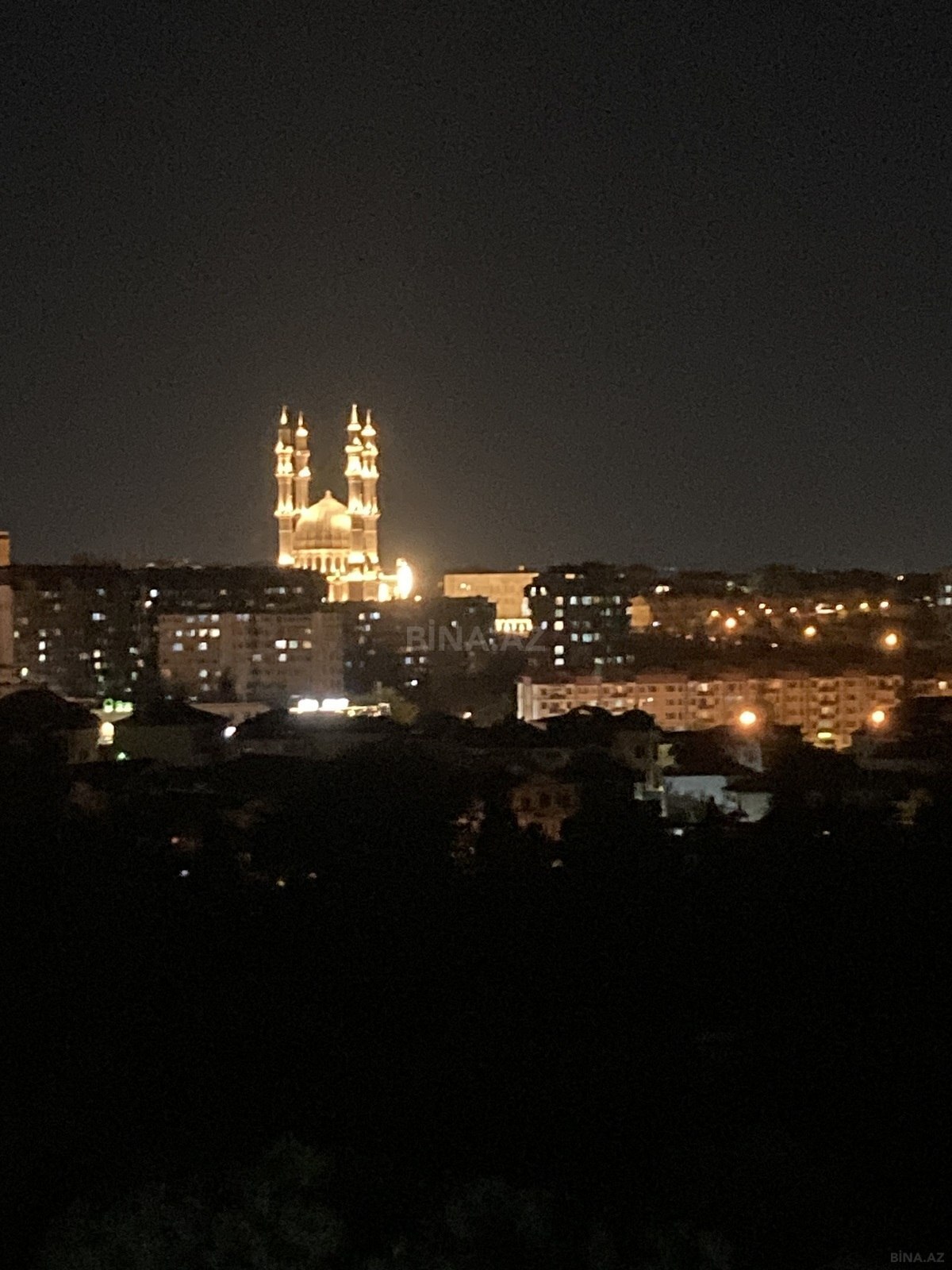 3 otaqlı Yeni tikili, Memar Əcəmi m., Bakı