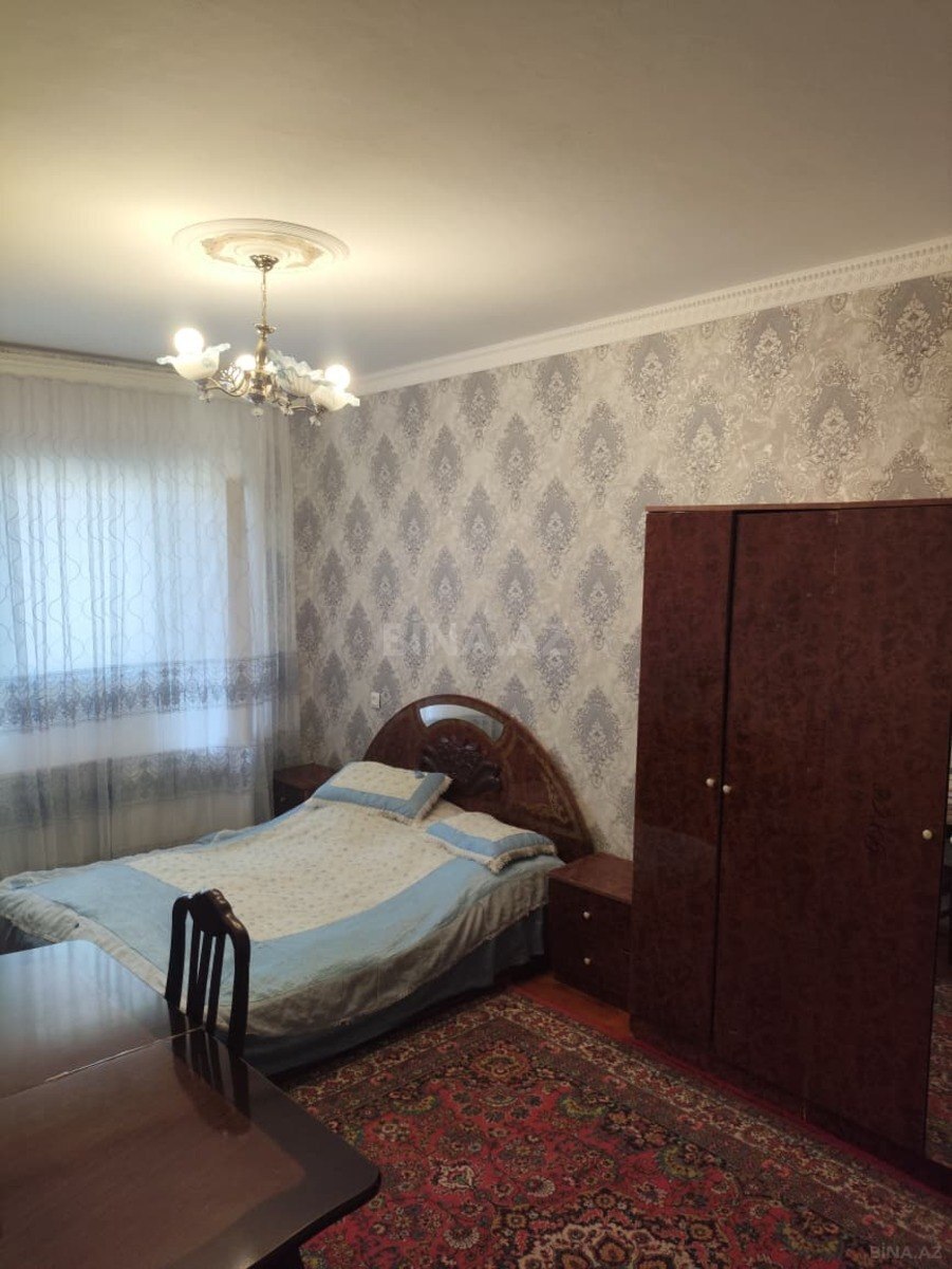 3 otaqlı Köhnə tikili, Həzi Aslanov m., Bakı