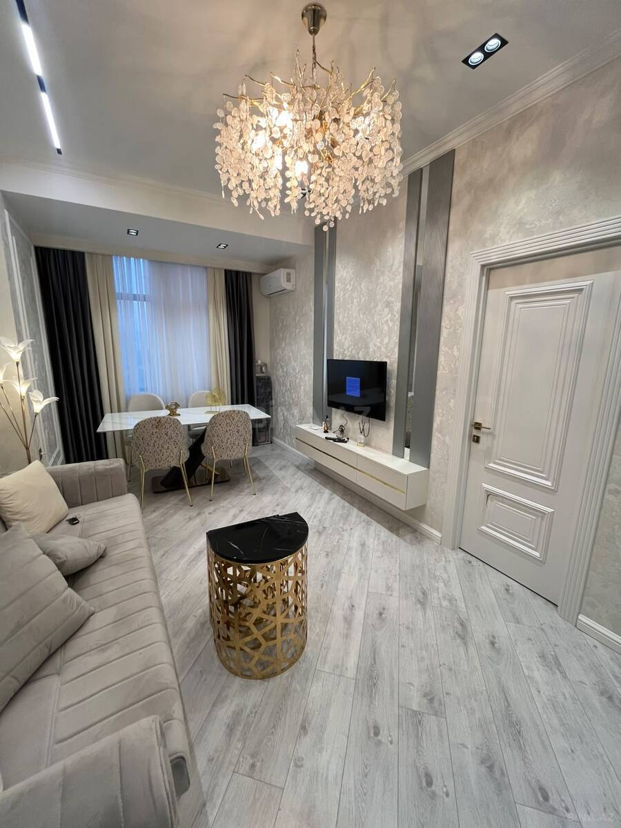 2 otaqlı Yeni tikili, Qara Qarayev m., Bakı