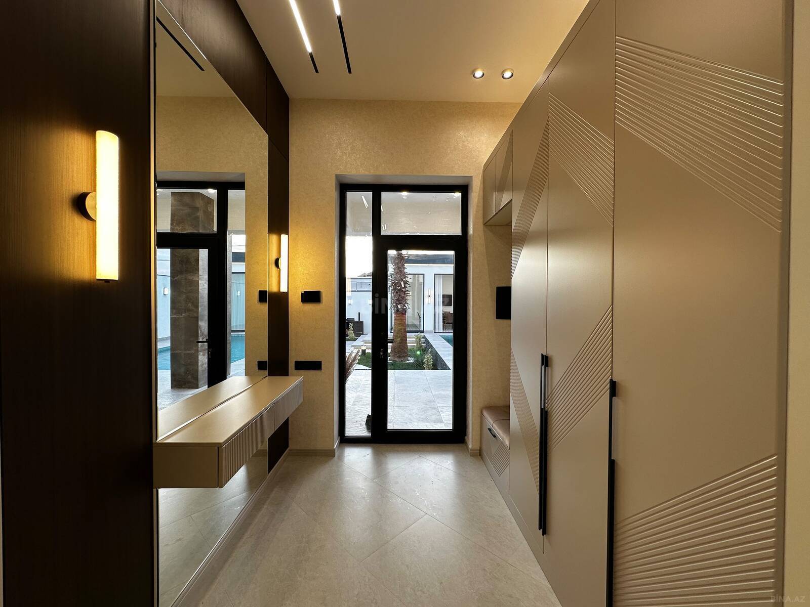 5 otaqlı Həyət evi/Bağ evi, Mərdəkan q., Bakı