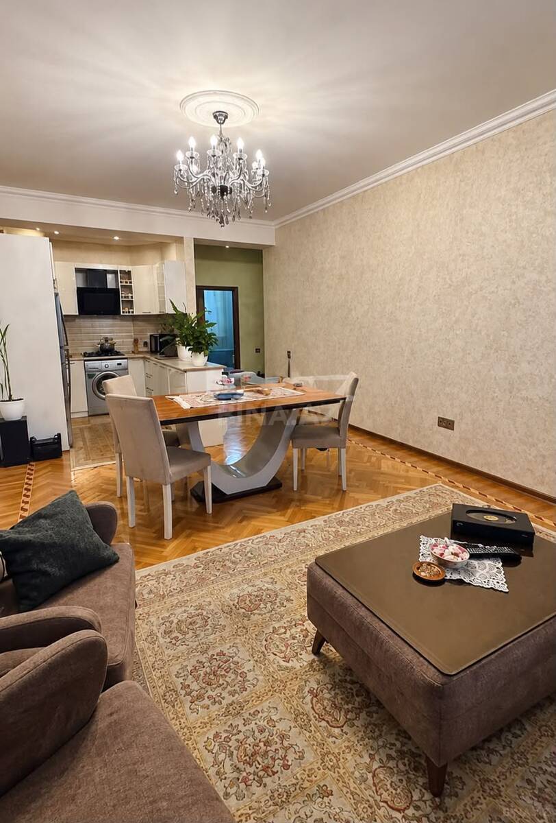 3 otaqlı Yeni tikili, Elmlər Akademiyası m., Bakı