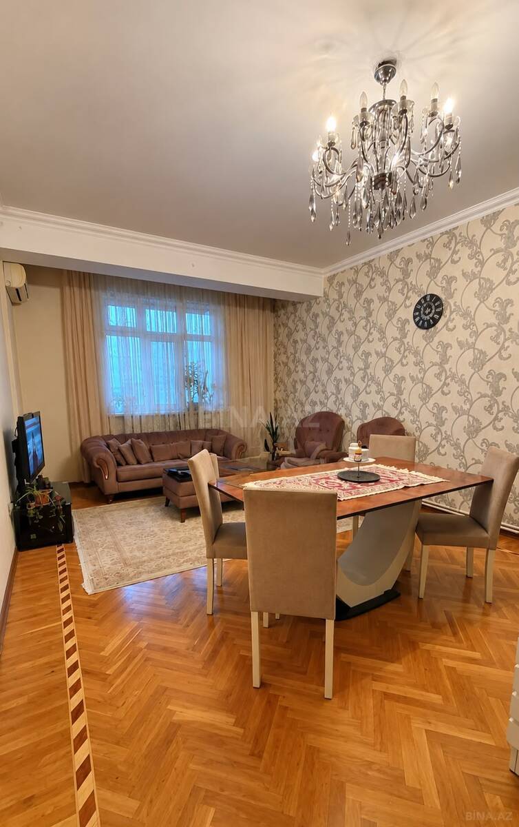 3 otaqlı Yeni tikili, Elmlər Akademiyası m., Bakı