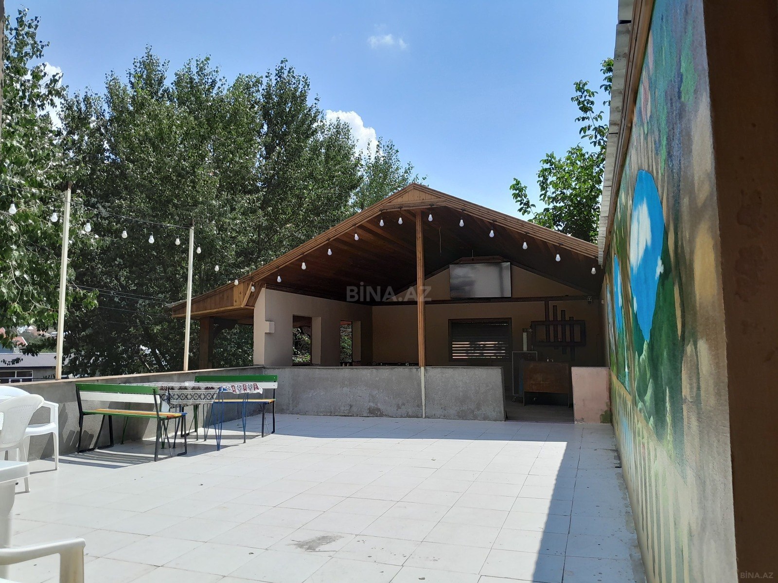 4 otaqlı Həyət evi/Bağ evi, Şəki