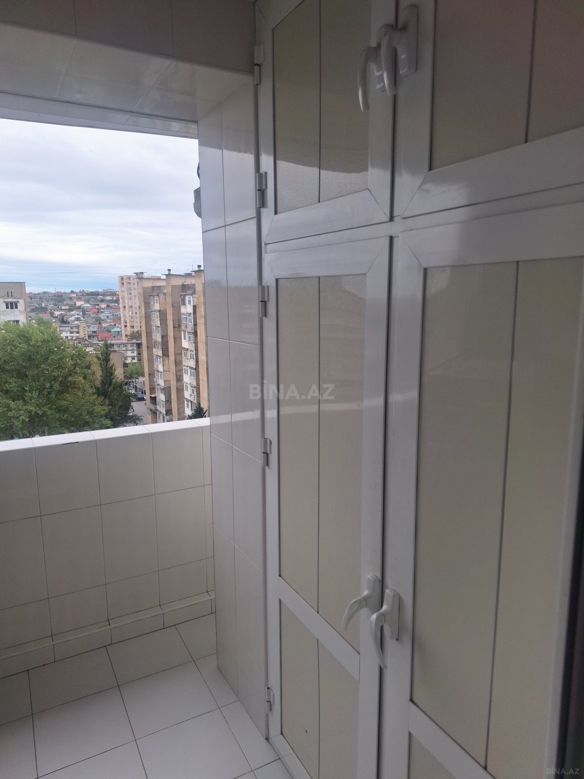 5 otaqlı Köhnə tikili, Qaraçuxur q., Bakı