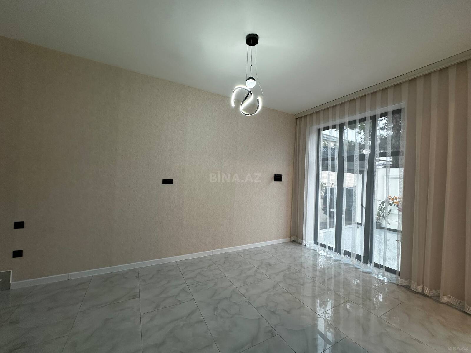 4 otaqlı Həyət evi/Bağ evi, Mərdəkan q., Bakı