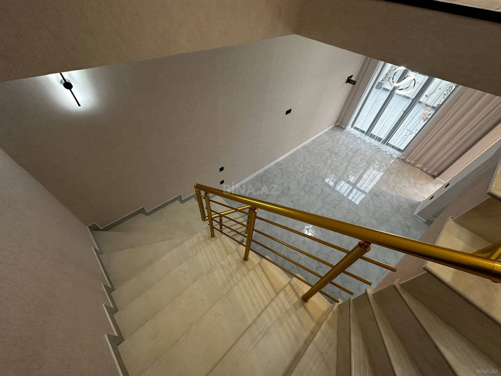 4 otaqlı Həyət evi/Bağ evi, Mərdəkan q., Bakı