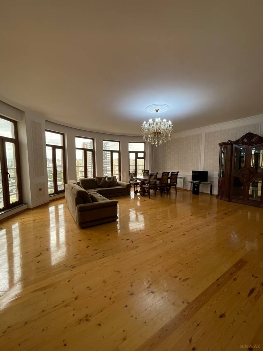 3 otaqlı Yeni tikili, Şah İsmayıl Xətai m., Bakı