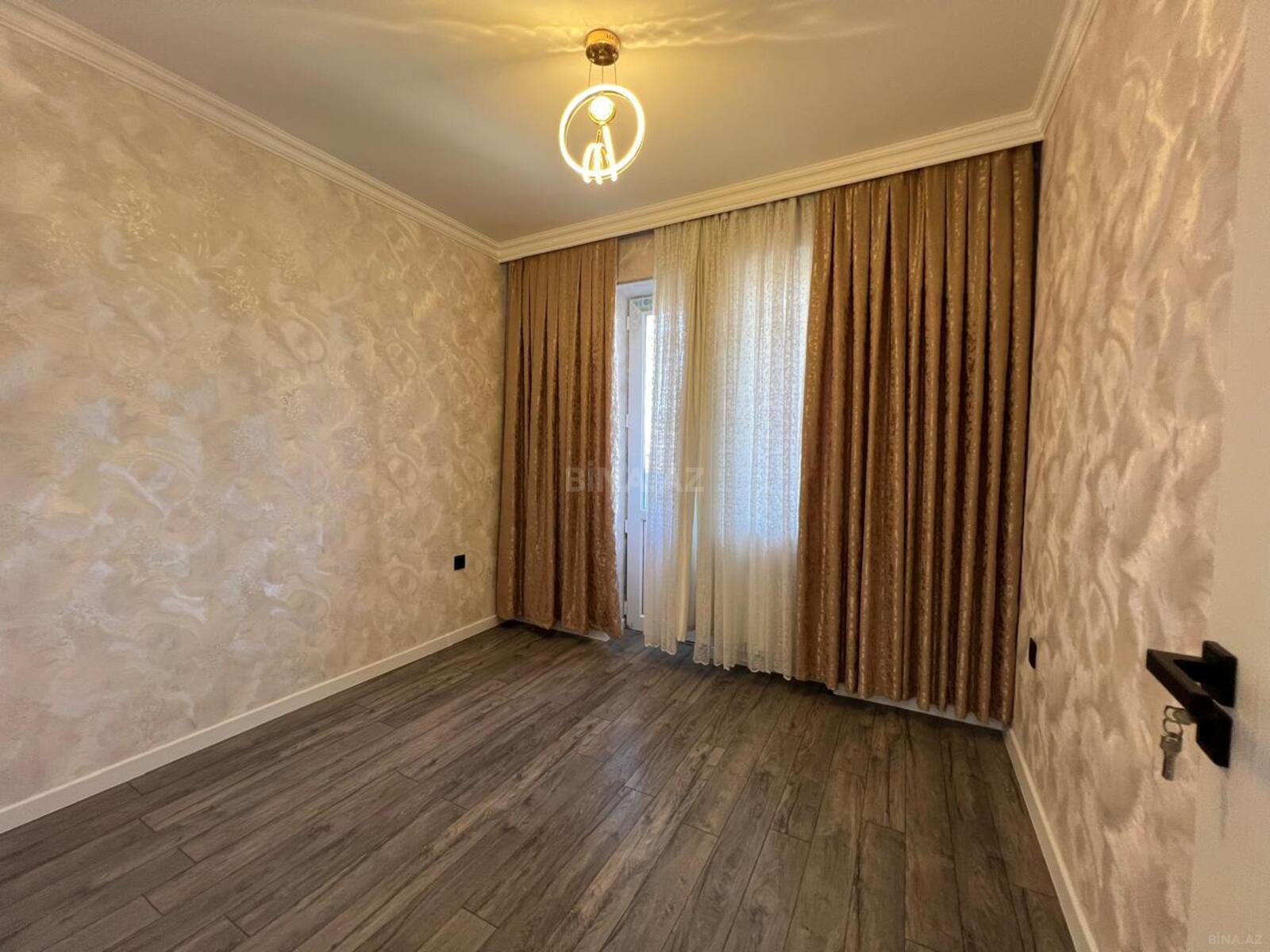 3 otaqlı Köhnə tikili, İnşaatçılar m., Bakı