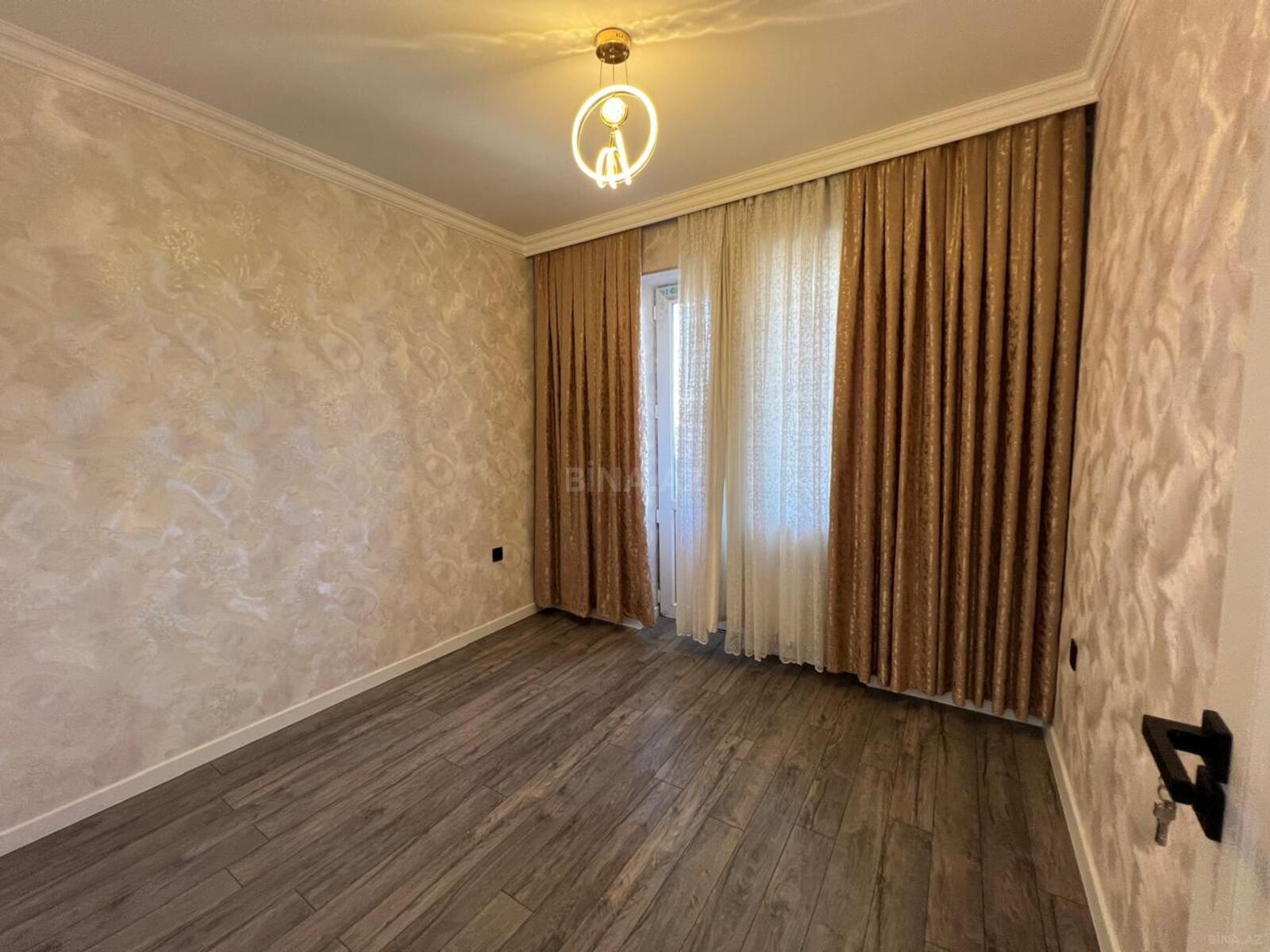 3 otaqlı Köhnə tikili, İnşaatçılar m., Bakı