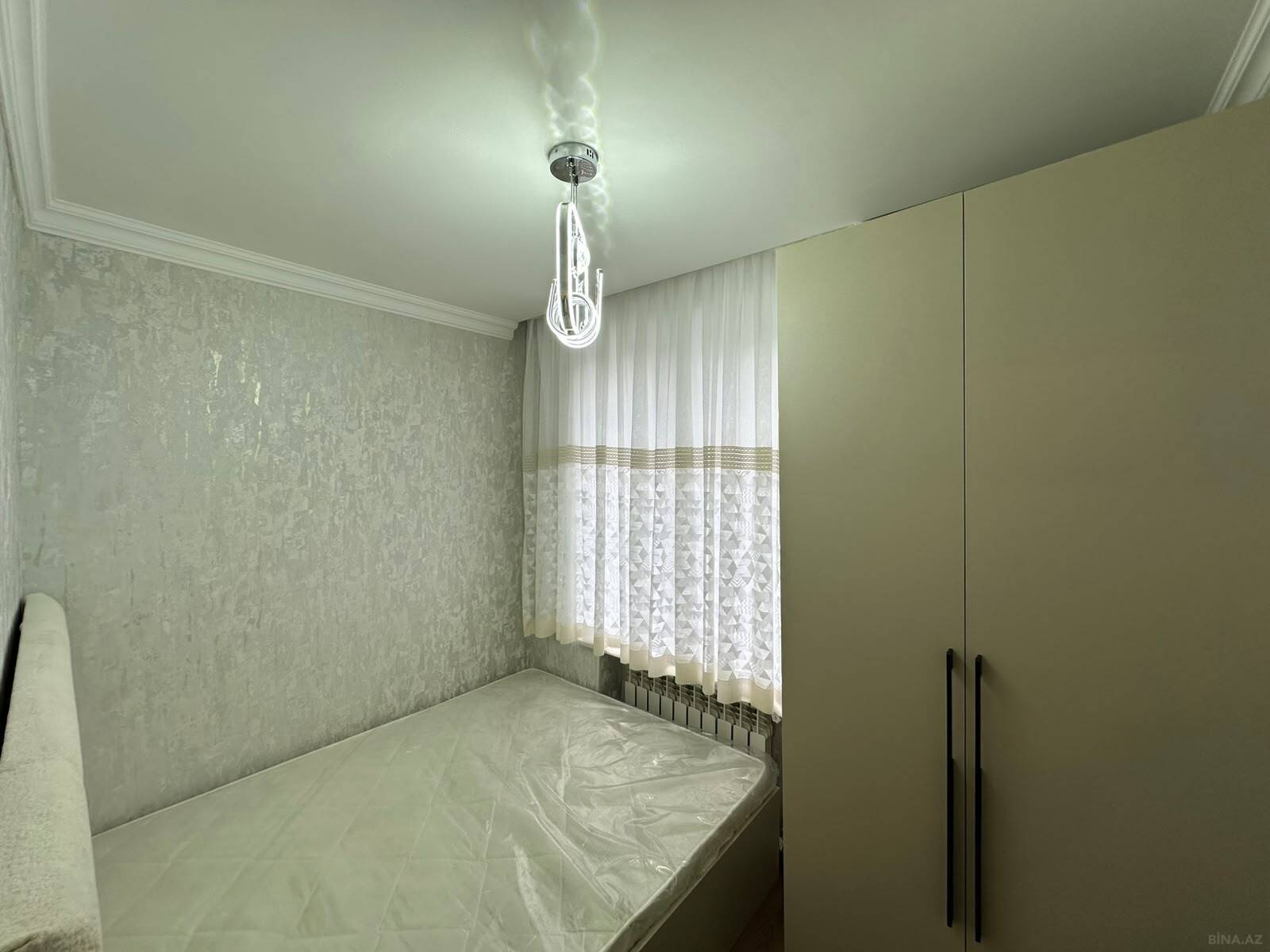 2 otaqlı Köhnə tikili, Qara Qarayev m., Bakı