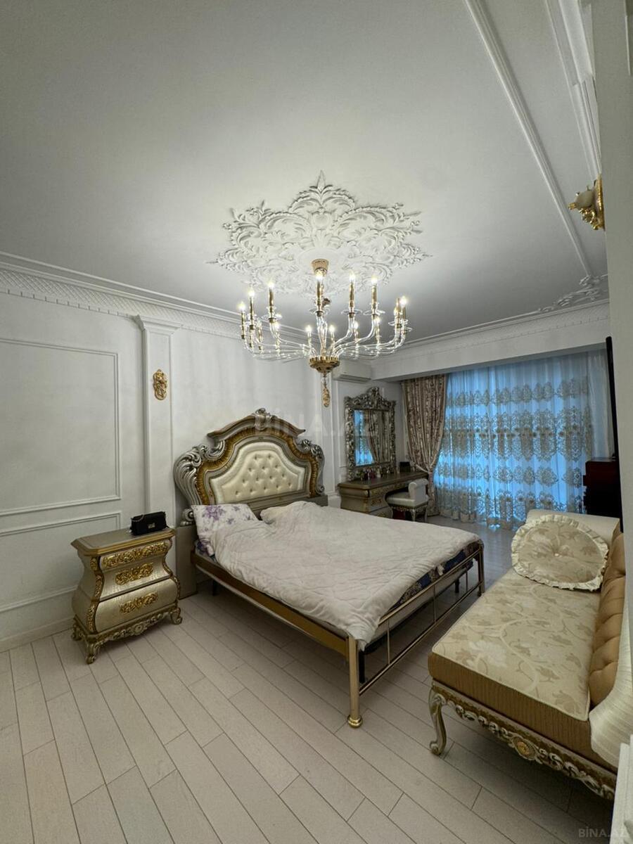 4 otaqlı Yeni tikili, Şah İsmayıl Xətai m., Bakı