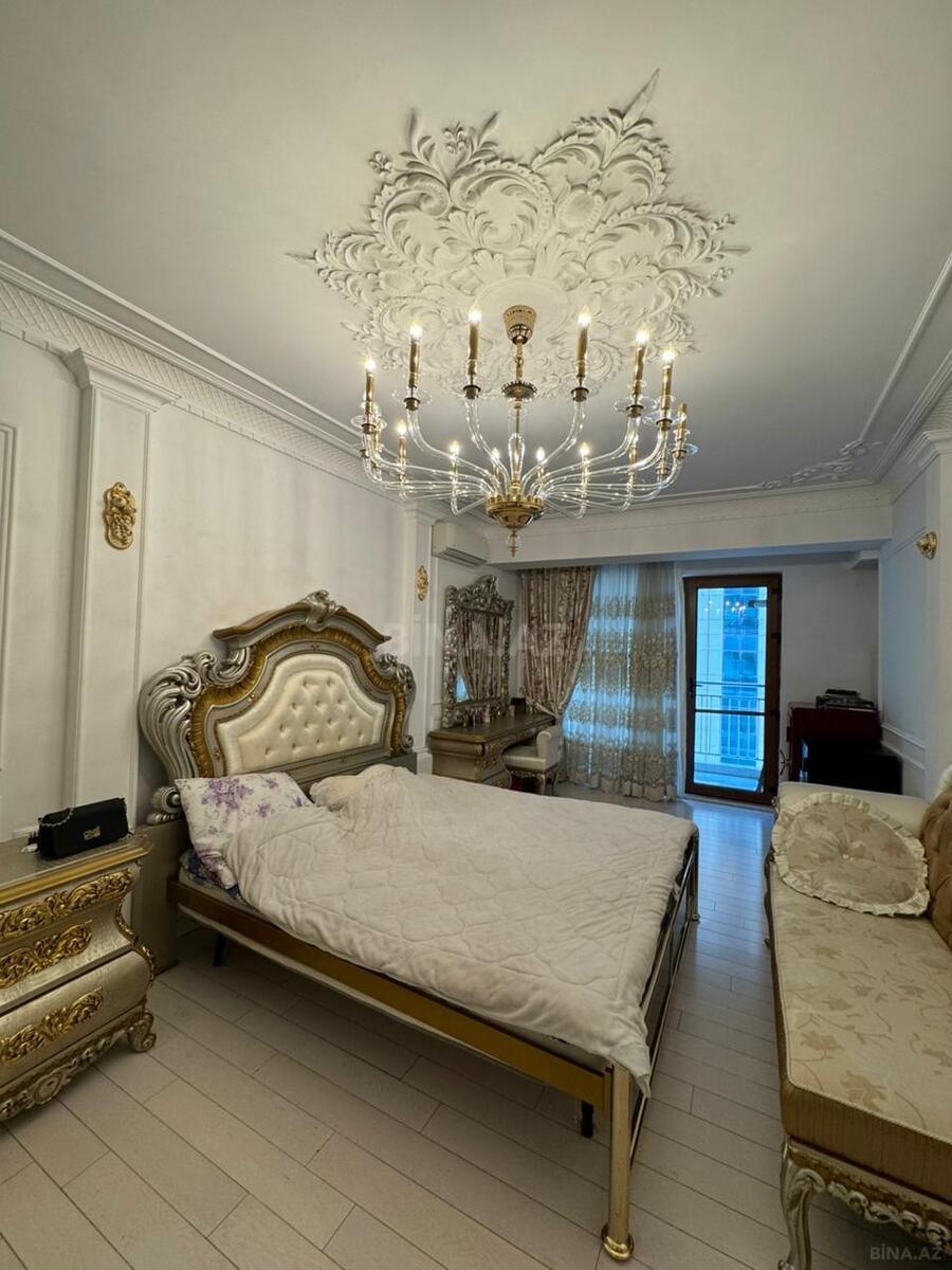 4 otaqlı Yeni tikili, Şah İsmayıl Xətai m., Bakı