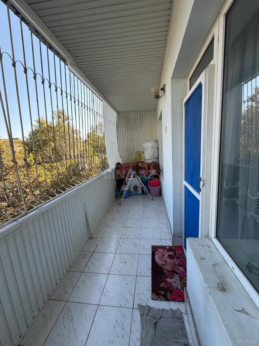 3 otaqlı Köhnə tikili, Elmlər Akademiyası m., Bakı