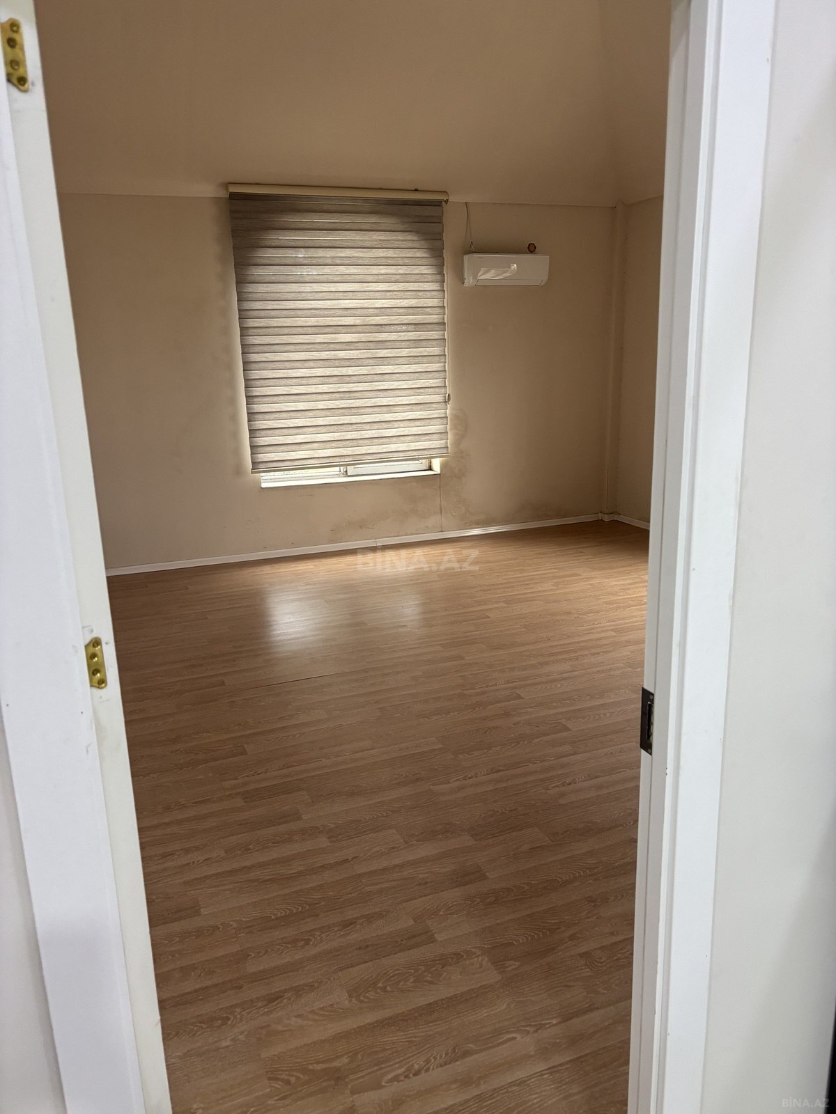 3 otaqlı Ofis, Böyükşor q., Bakı