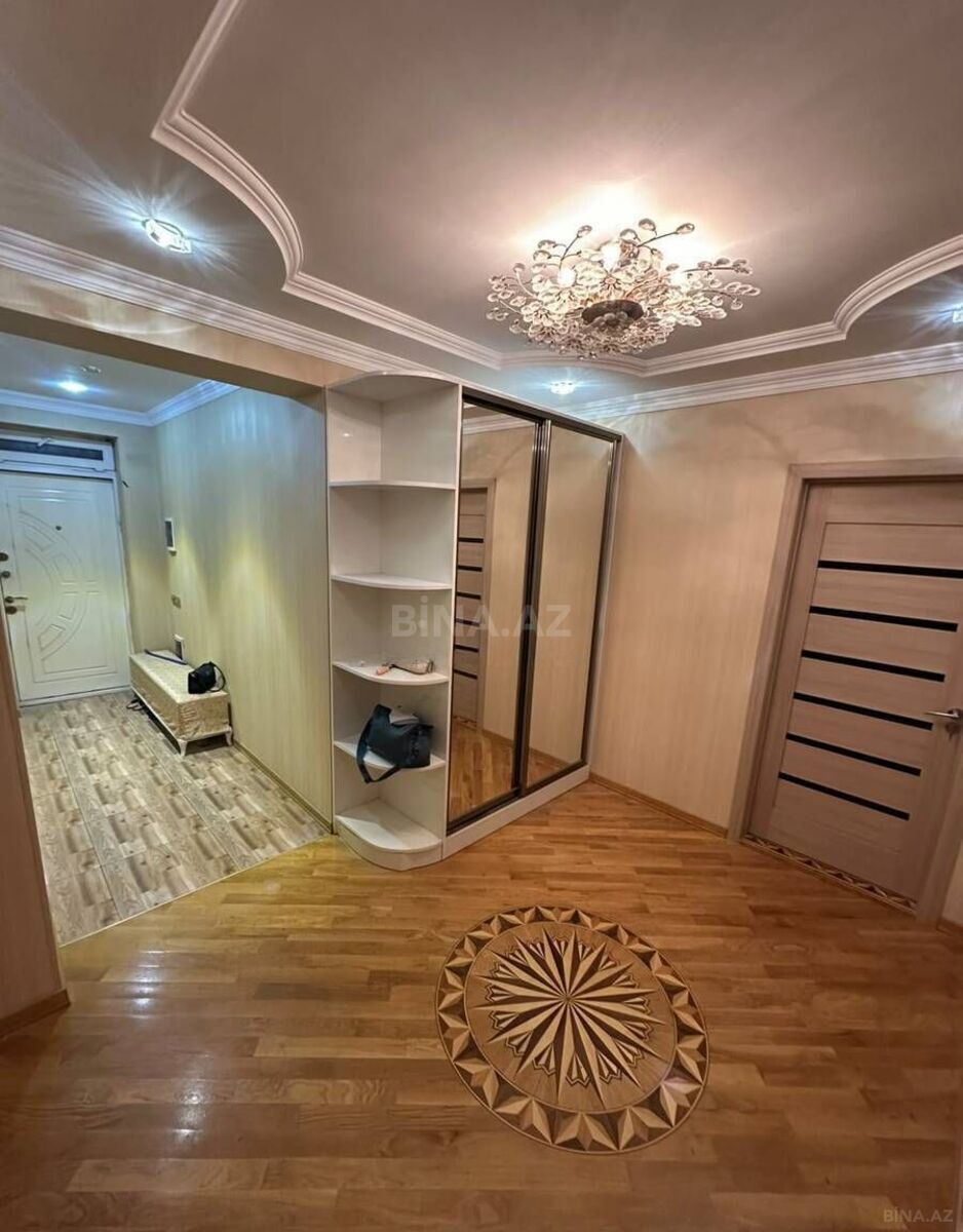 3 otaqlı Yeni tikili, İnşaatçılar m., Bakı