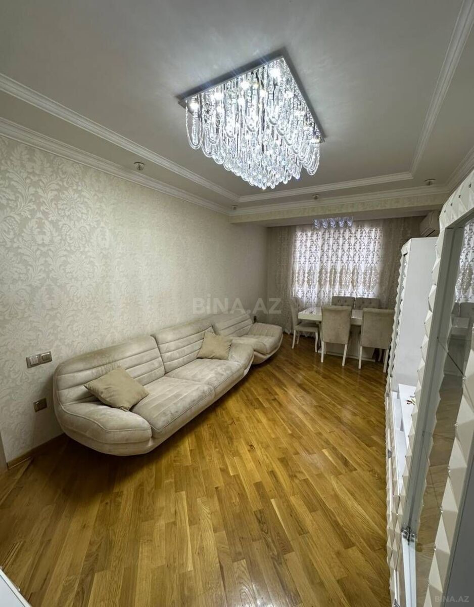 3 otaqlı Yeni tikili, İnşaatçılar m., Bakı
