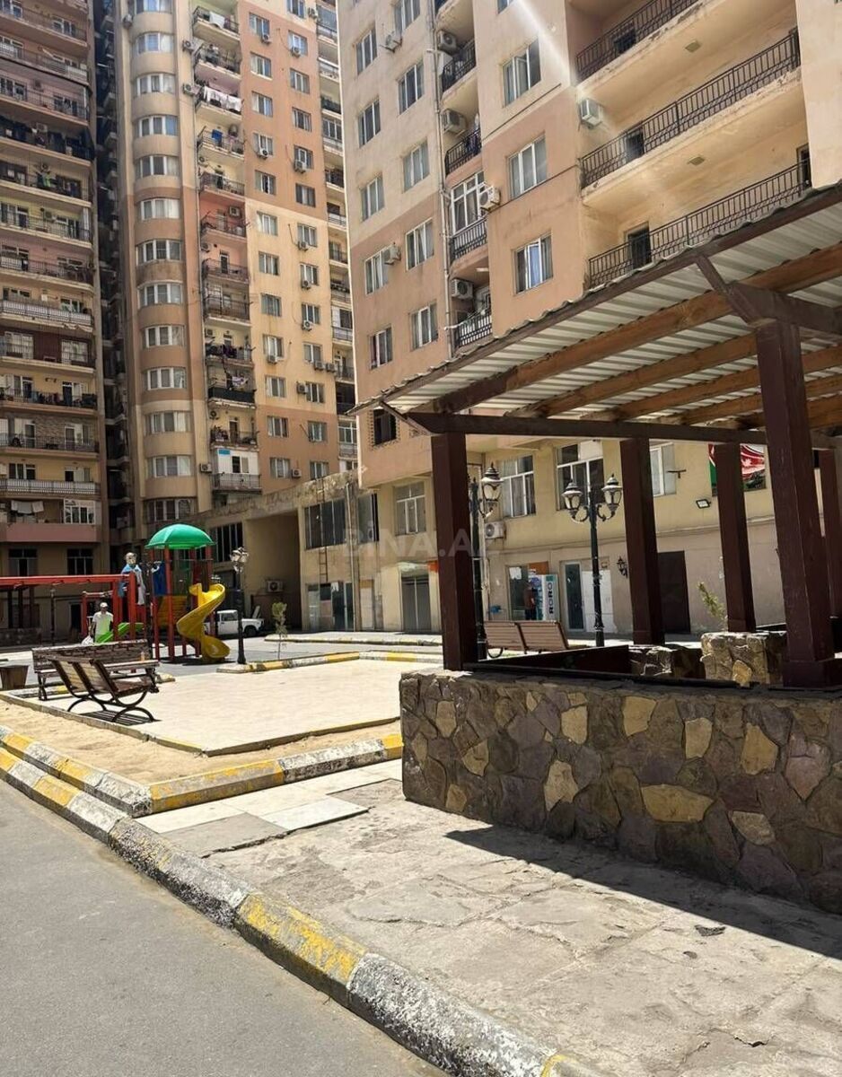 3 otaqlı Yeni tikili, İnşaatçılar m., Bakı