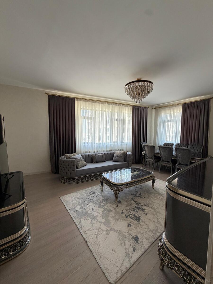 2 otaqlı Yeni tikili, 8 Noyabr m., Bakı