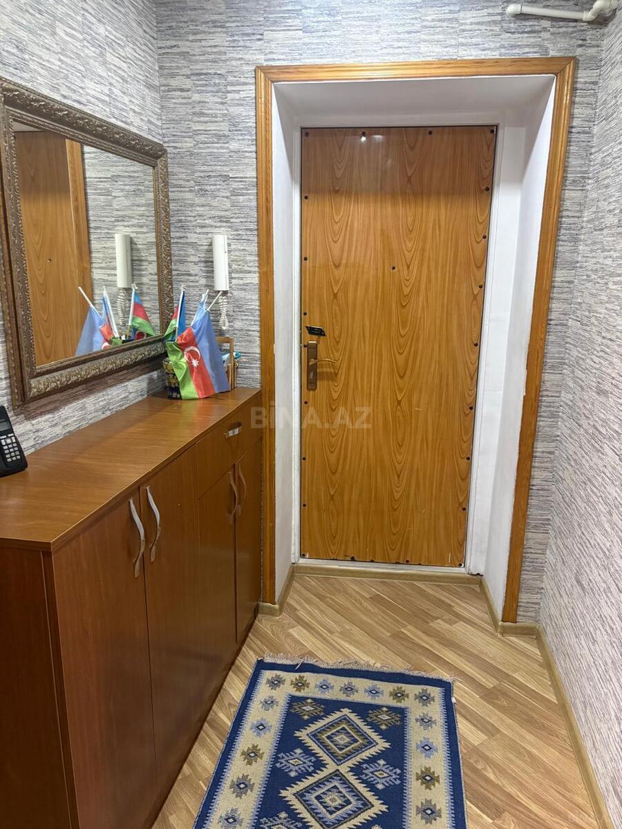 3 otaqlı Köhnə tikili, Gənclik m., Bakı