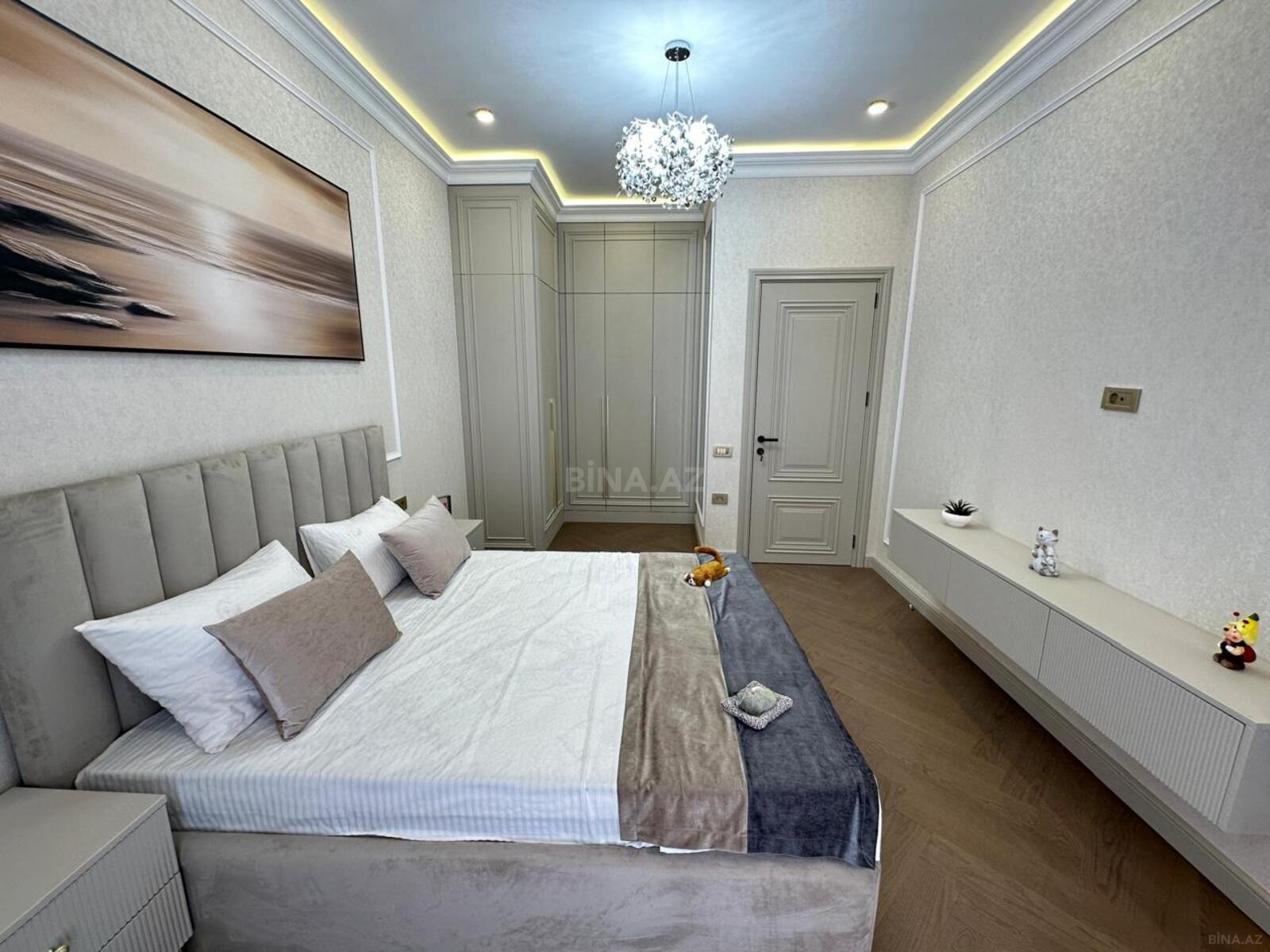 3 otaqlı Yeni tikili, Koroğlu m., Bakı