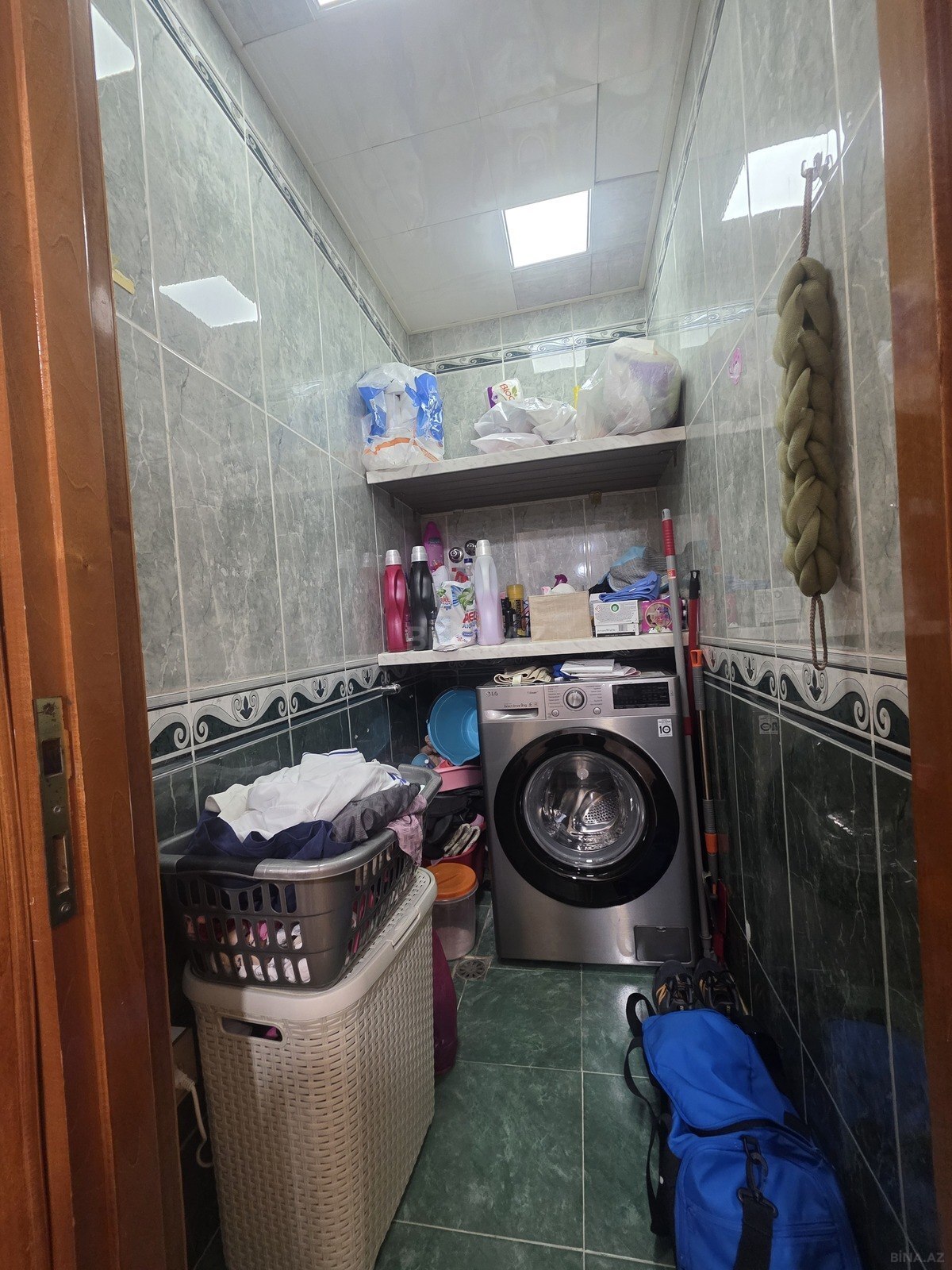 4 otaqlı Yeni tikili, İnşaatçılar m., Bakı