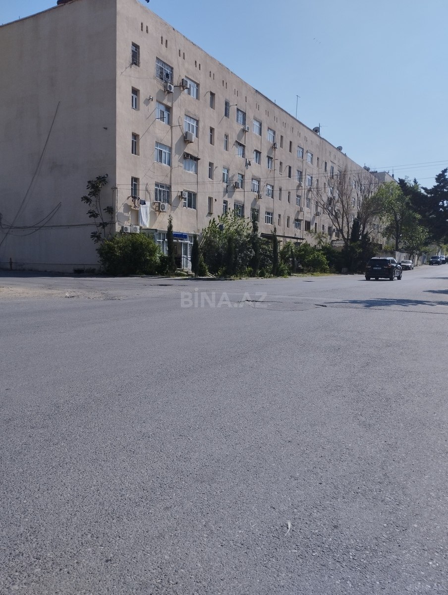 3 otaqlı Köhnə tikili, Əmircan q., Bakı