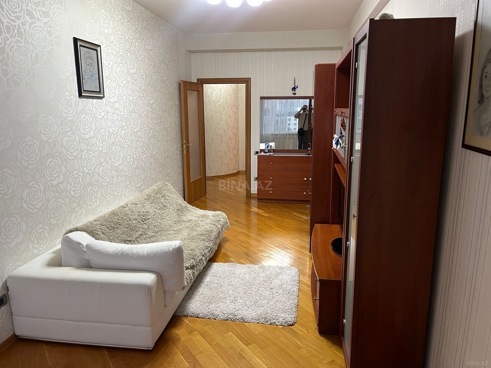 4 otaqlı Yeni tikili, Şah İsmayıl Xətai m., Bakı