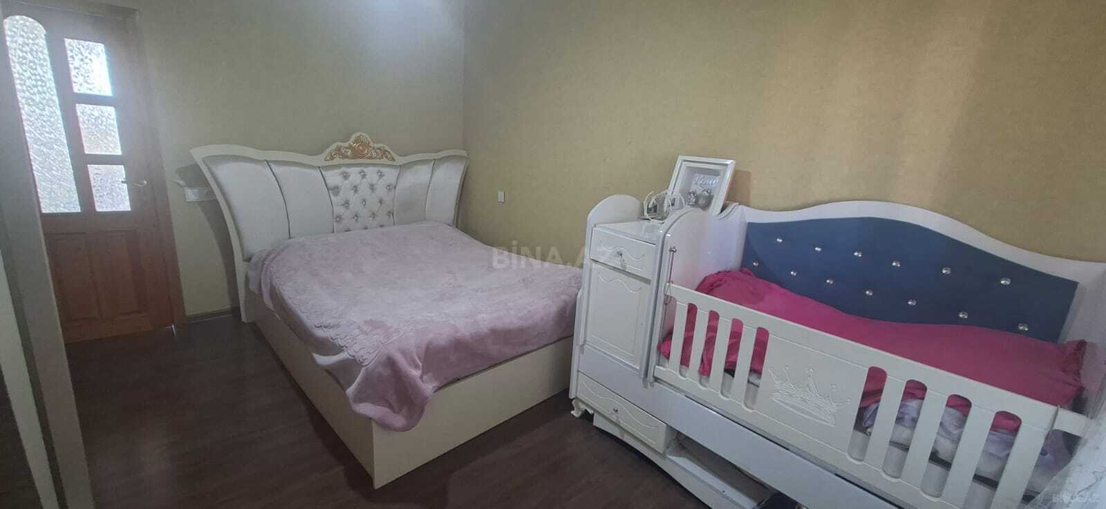 2 otaqlı Köhnə tikili, Xalqlar Dostluğu m., Bakı