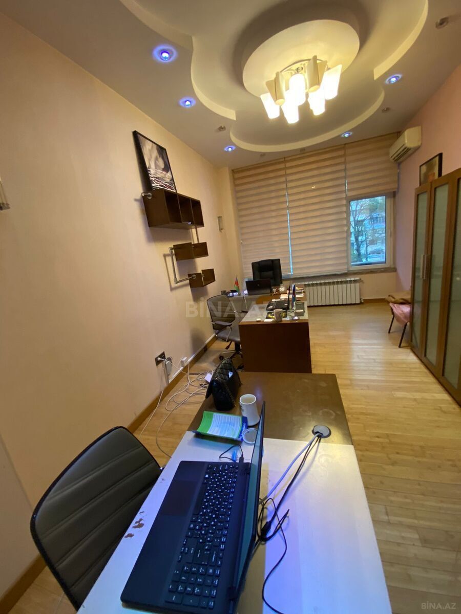 5 otaqlı Ofis, Azadlıq Prospekti m., Bakı